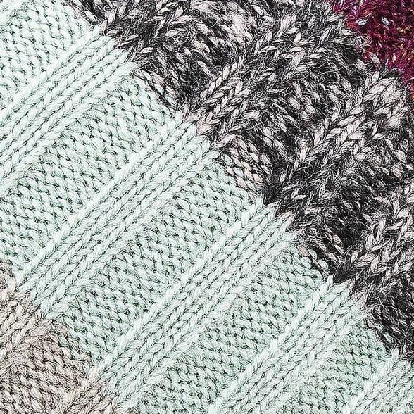Swatch Image of color Berry
