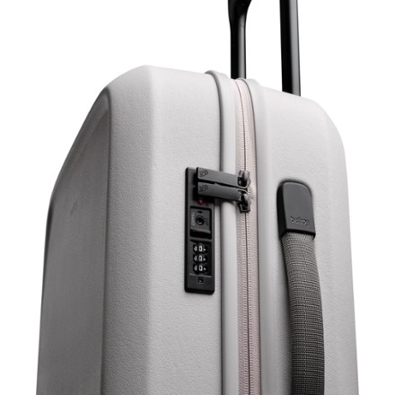 Bellroy Transit Carry-On 10