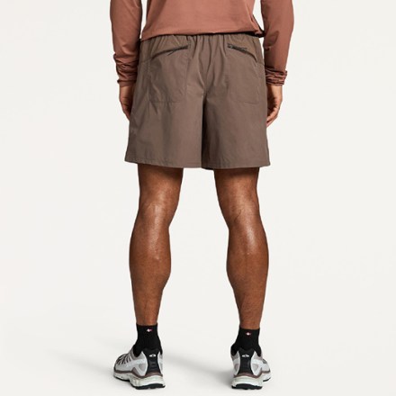 Janji Trekker 6" Shorts - Men's 2