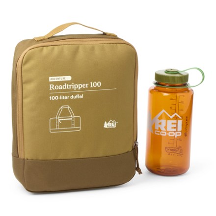 REI Co-op Roadtripper 100 Duffel Stuff sack (32 fl oz. bottle not included)