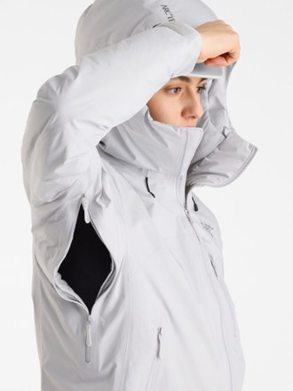 Arc'teryx Beta Insulated Jacket - Women's 6