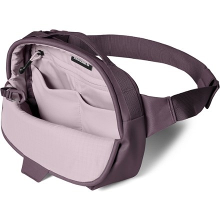 YETI Ranchero 4 L Crossbody Bag 2