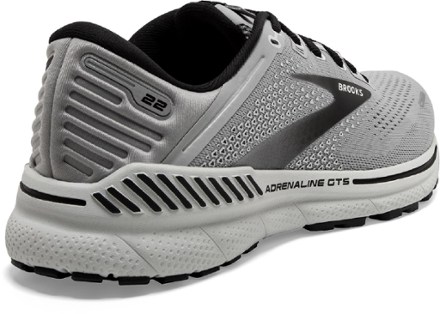white brooks shoes mens