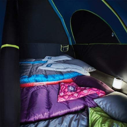 Coleman Carlsbad 6-Person Dark Room Dome Tent with Screened Porch 3