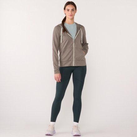 Vuori Halo Performance Hoodie 2.0 - Women's 3