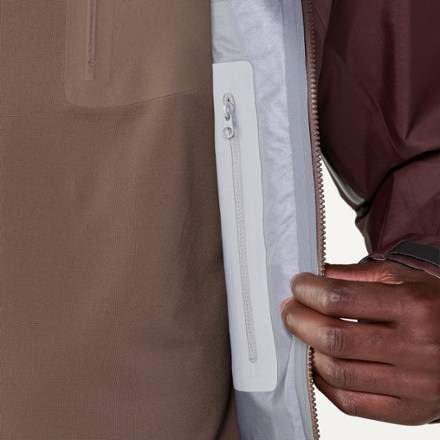 Arc'teryx Beta SL Jacket - Men's 7