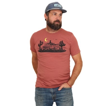 Slow Loris Desert Dog T-Shirt 0