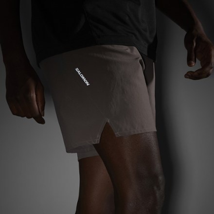 Salomon SHKout Core 2-in-1 7" Shorts - Men's Reflective decal
