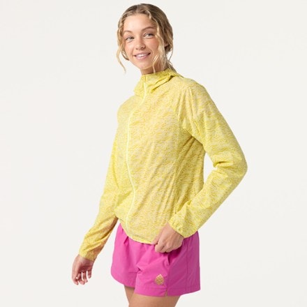 Stio Second Light Wind Shell - Women's 1