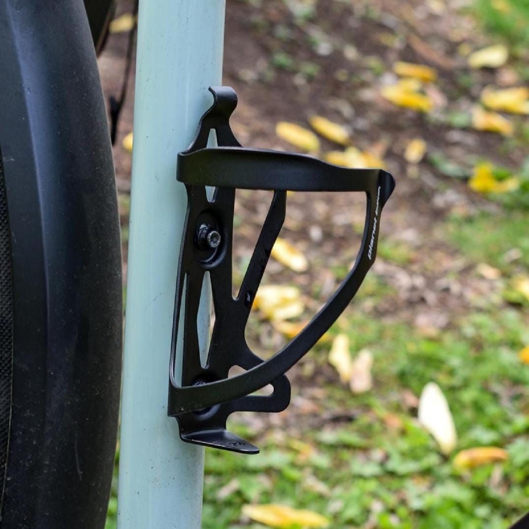 Location Image for Sideload Left Water Bottle Cage