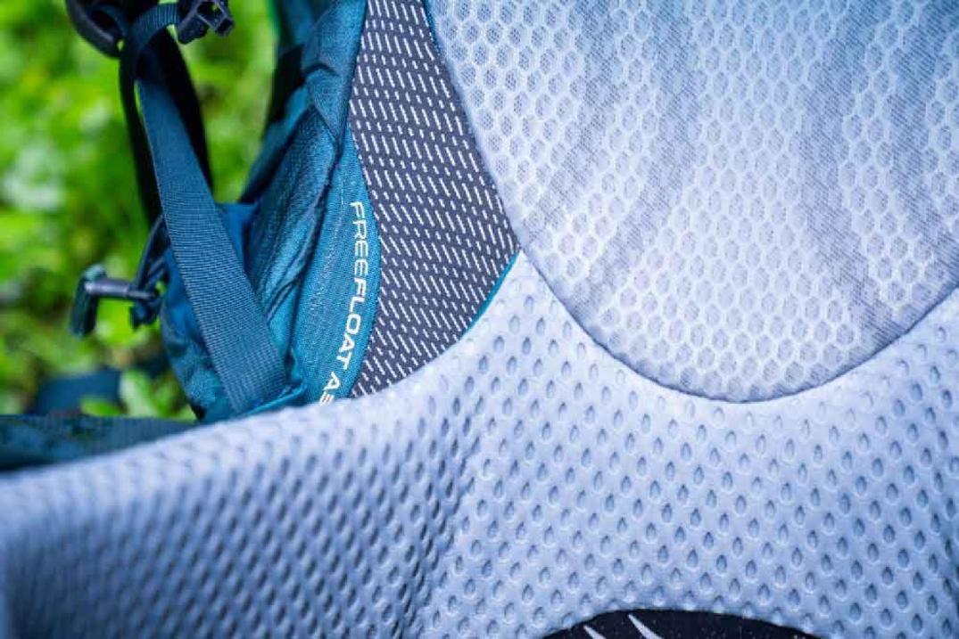 Location Image for Deva 60 Pack - Women's