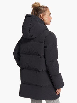 Vuori Mammoth Down Parka - Women's 1