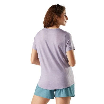 Smartwool Active Ultralite V-Neck T-Shirt - Women's 1