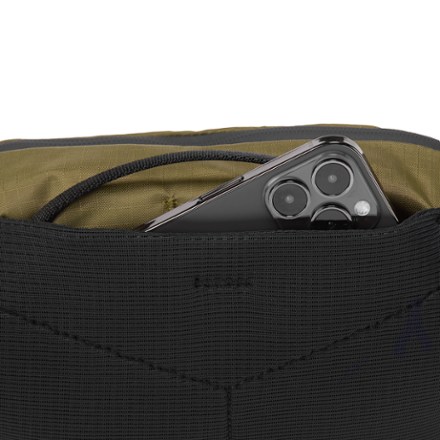 Peak Design Outdoor Sling 2 L 7