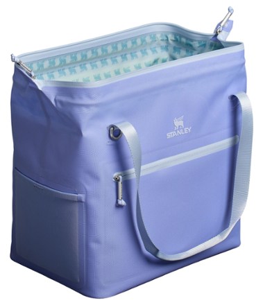 Stanley The All Day Julienne Max Cooler - 30 Cans/20 Qts. 1
