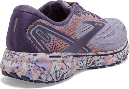 brooks walking shoes for women