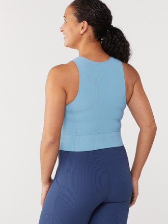Plus size yoga shirts hotsell