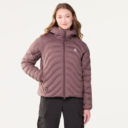 Nike ACG Lava Flow Hooded Insulated Jacket - Women's 3