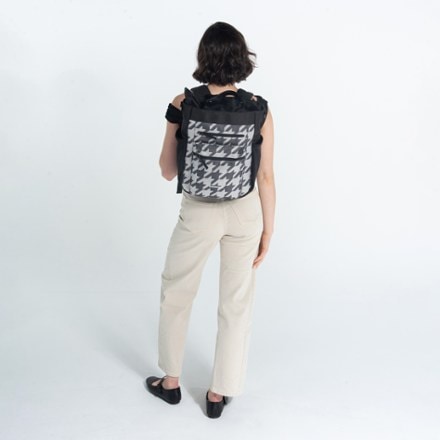 Sherpani Soleil Anti-Theft Convertible Pack - Women's 5