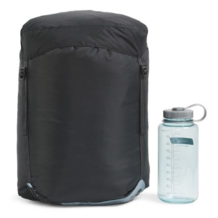 The North Face Cat's Meow 20F Sleeping Bag - Women's Water bottle not included