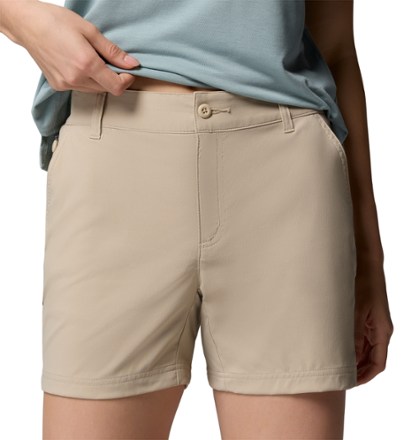 Columbia Leslie Falls Shorts II - Women's 4
