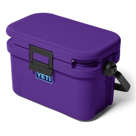 YETI Roadie 8 Hard Cooler 2