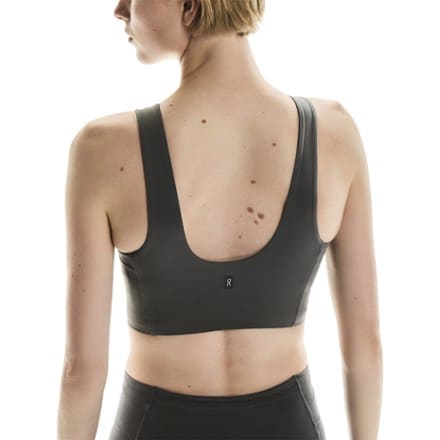 On Core 2-in-1 Crop Tank Top - Women's 2