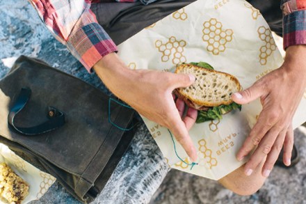 Bee's Wrap Sandwich Wrap - Honeycomb Print 5