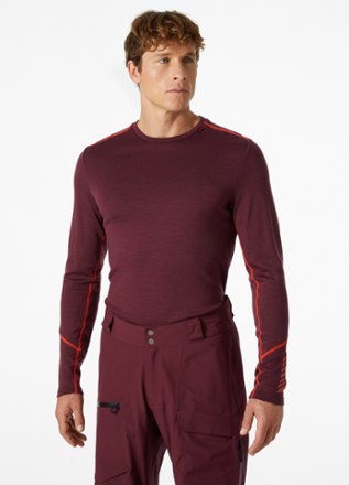 Helly Hansen Lifa Merino Midweight Crew Base Layer Top - Men's 1