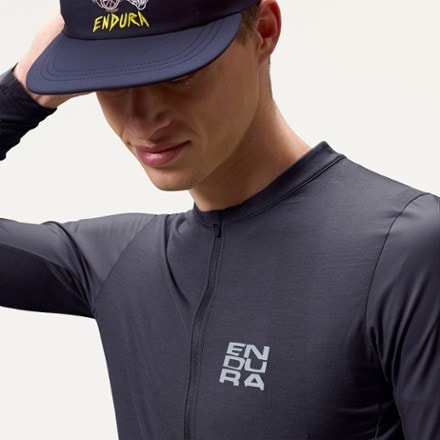 Endura Alltrack Ride Long-Sleeve Cycling Jersey - Men's 6