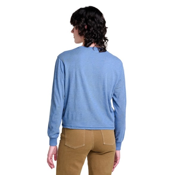 On Body Image of color Kyanite