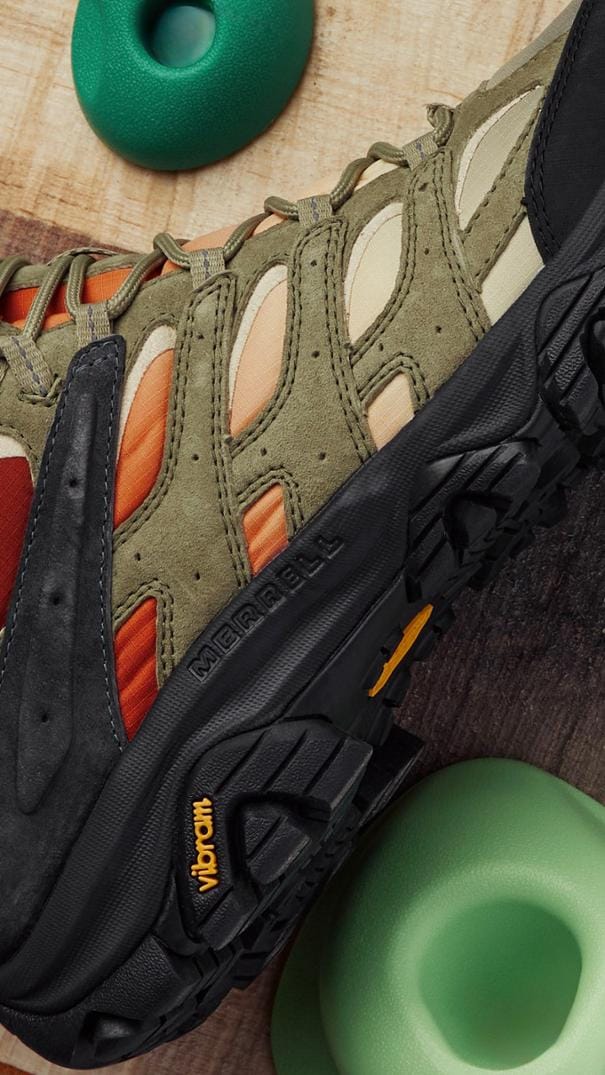 Location Image for Moab 3 Vista Mid Waterproof Hiking Boots - Men's