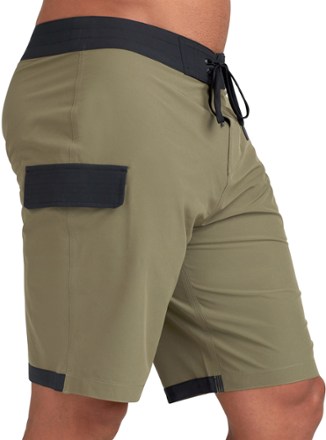 DAKINE Roots 20" Board Shorts - Men's 2