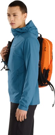 Arc'teryx Atom SL Insulated Hoodie - Men's 4