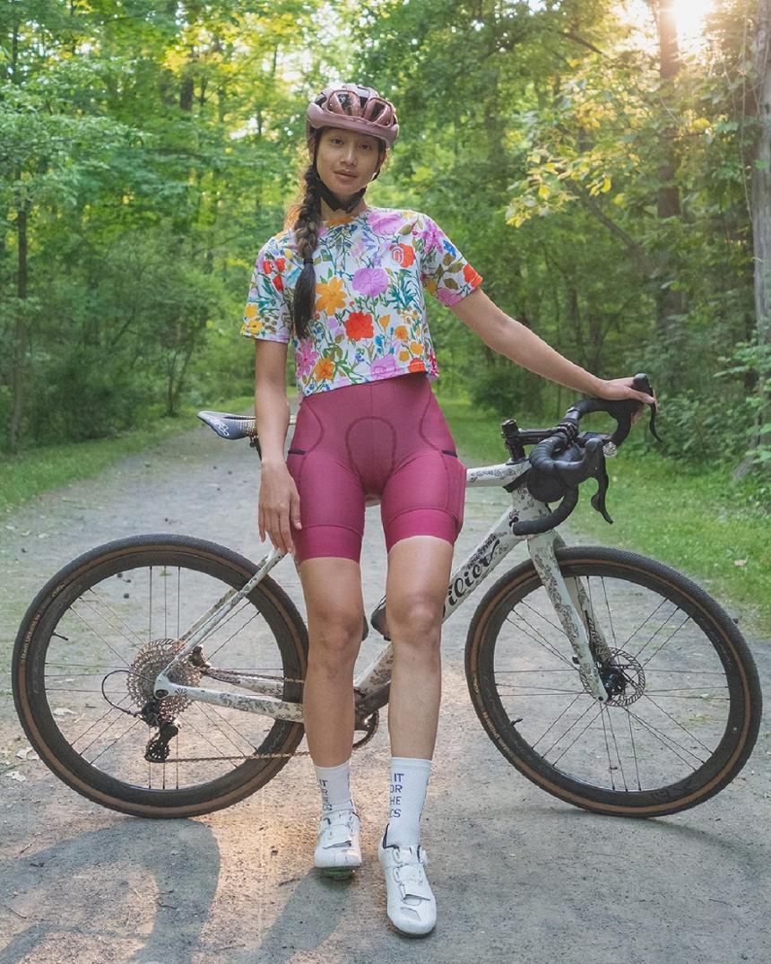 Location Image for Crop Top Cycling Jersey - Women's