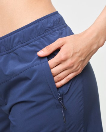 Kari Traa Ane Shorts - Women's 6