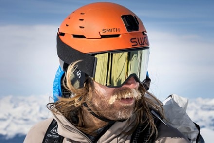 Smith Squad MAG ChromaPop Snow Goggles with gogglesoc 9