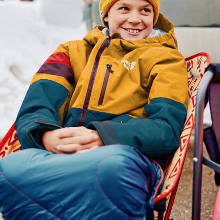 Town Hall Outdoor Co Mountain Town Winter Insulated Jacket - Kids' 6