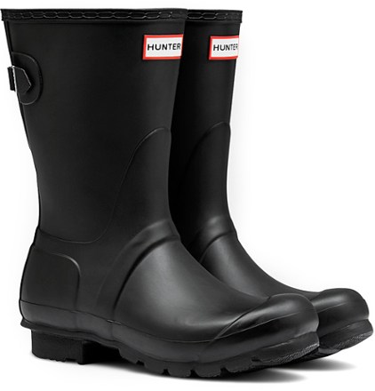 short matte black hunter rain boots