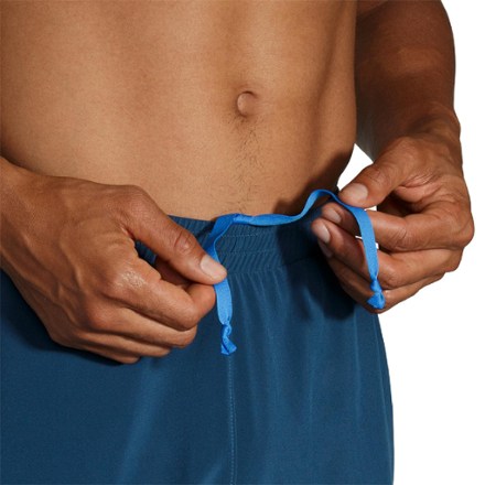 Brooks Run Within 7" Linerless Shorts - Men's 4