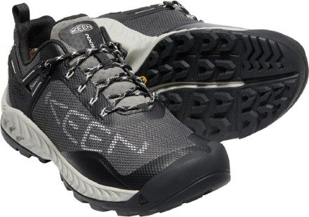 KEEN NXIS EVO Waterproof Hiking Shoes - Men's 4