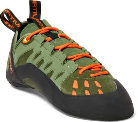 La Sportiva Tarantulace Climbing Shoes - Men's 3/4 view (Olive/Tiger)