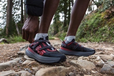 Teva Aventrail Trail-Running Shoes - Men's 6