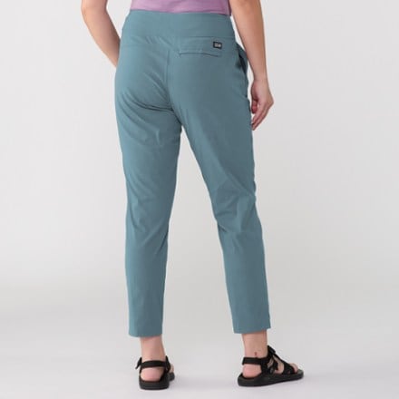 Mountain Hardwear Dynama Ankle Pants - Women's 2