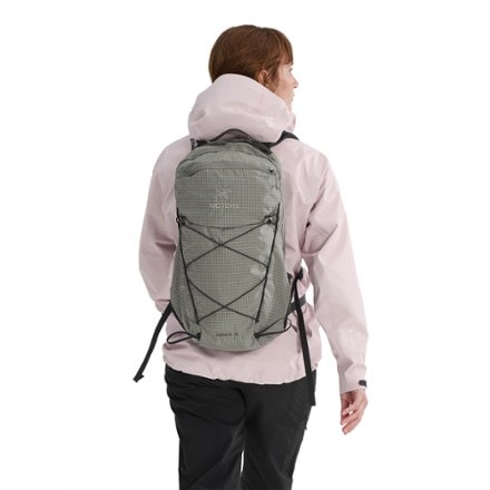 Arc'teryx Aerios 18 Pack 3