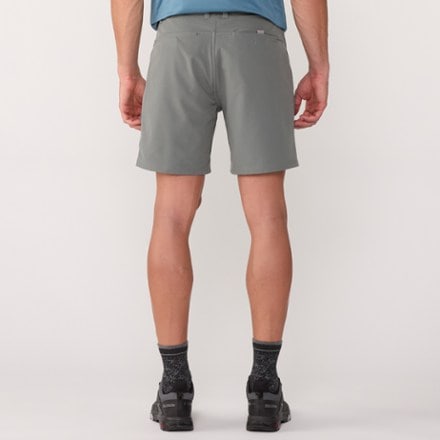 The North Face Rolling Sun Packable 7" Shorts - Men's 4