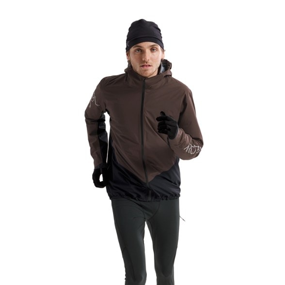 On Body Image of color Carob/Black