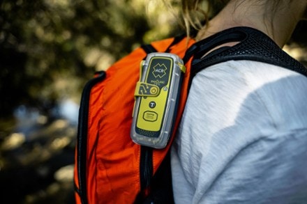 ACR Electronics ResQLink 400 Personal Locator Beacon 7
