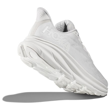 HOKA Clifton 9 Road-Running Shoes - Men's 7