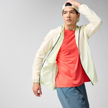 Brooks Canopy Packable Jacket - Men's 2